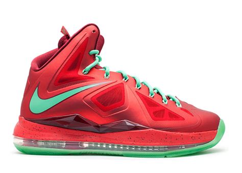 nike christmas sneaker|lebron 19 christmas shoes.